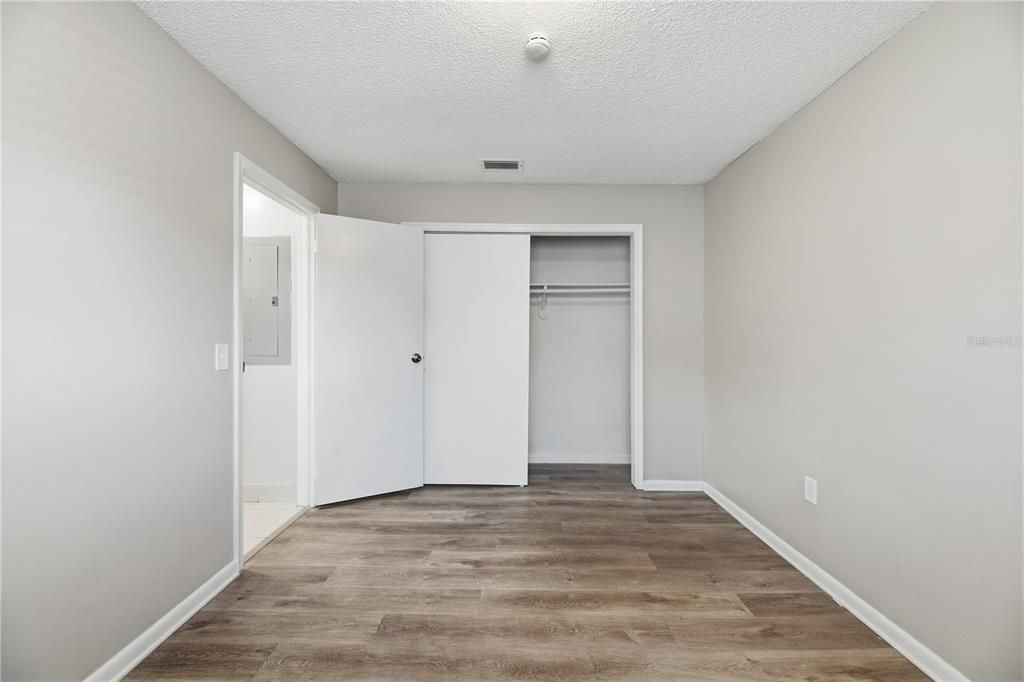 На продажу: $449,900 (3 спален, 2 ванн, 1360 Квадратных фут)