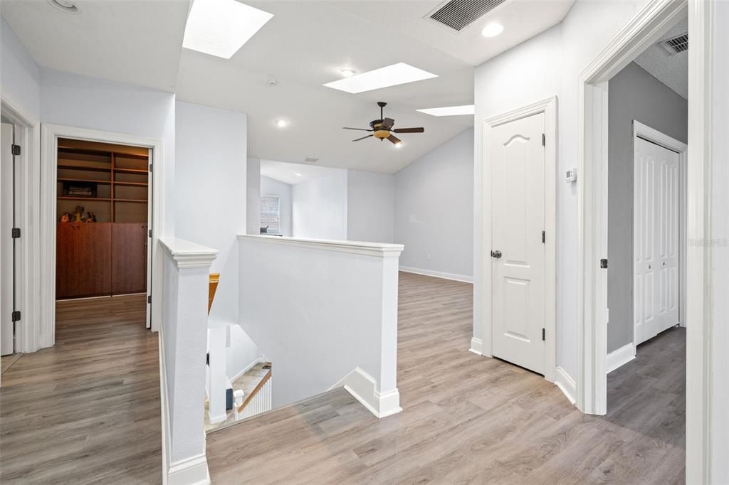 En Venta: $465,000 (3 camas, 2 baños, 2284 Pies cuadrados)
