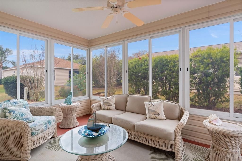 待售: $347,000 (3 贝兹, 2 浴室, 1392 平方英尺)