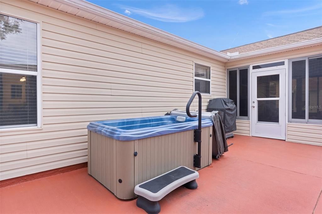 待售: $347,000 (3 贝兹, 2 浴室, 1392 平方英尺)