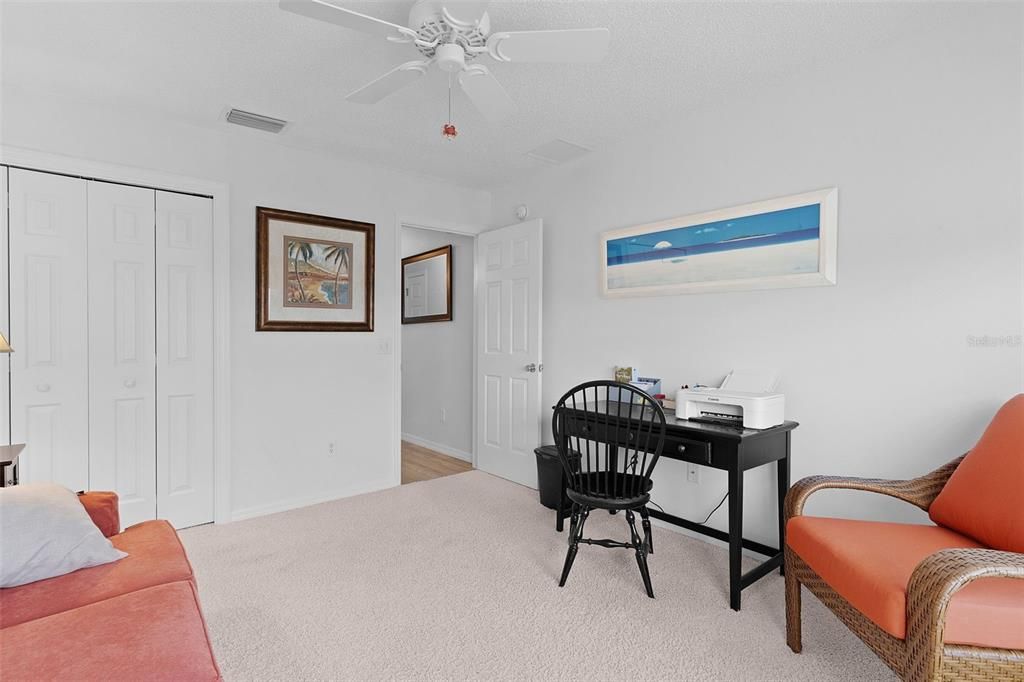 待售: $347,000 (3 贝兹, 2 浴室, 1392 平方英尺)