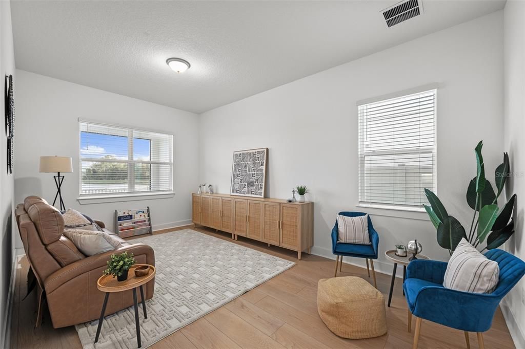 En Venta: $884,990 (4 camas, 4 baños, 4272 Pies cuadrados)