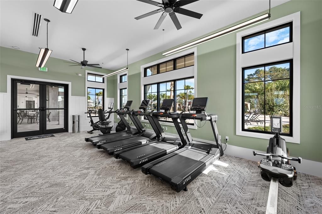 En Venta: $884,990 (4 camas, 4 baños, 4272 Pies cuadrados)