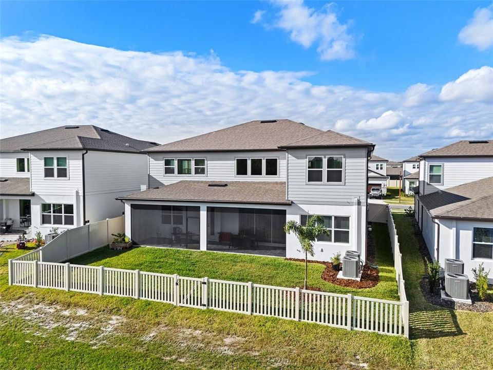 En Venta: $884,990 (4 camas, 4 baños, 4272 Pies cuadrados)