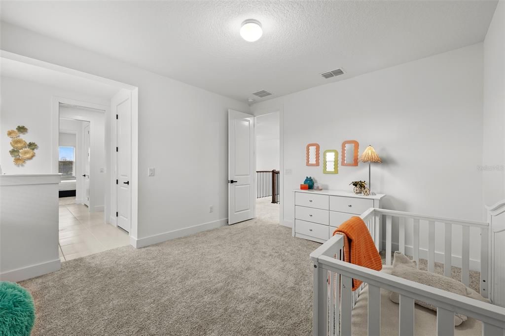 En Venta: $884,990 (4 camas, 4 baños, 4272 Pies cuadrados)