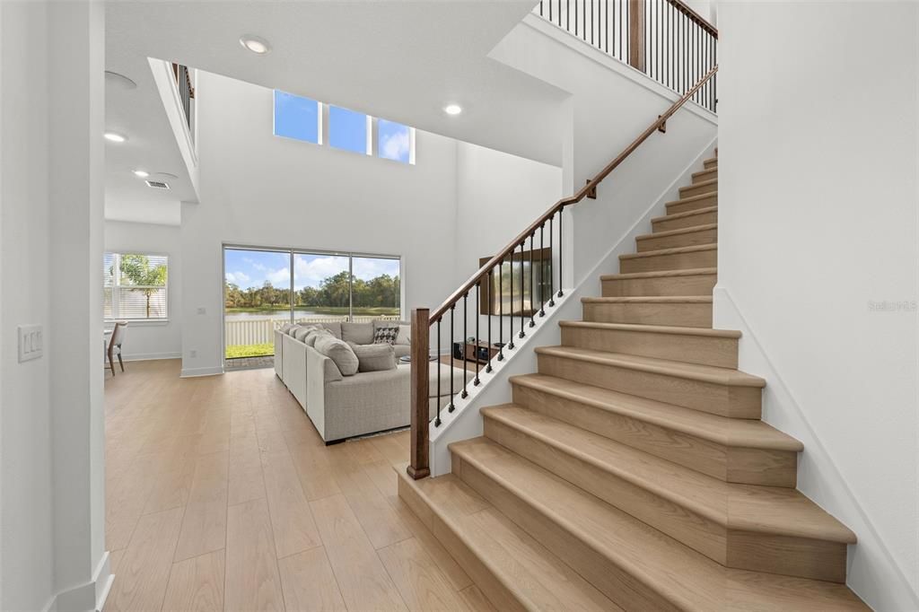 En Venta: $884,990 (4 camas, 4 baños, 4272 Pies cuadrados)