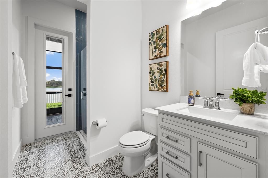 En Venta: $884,990 (4 camas, 4 baños, 4272 Pies cuadrados)