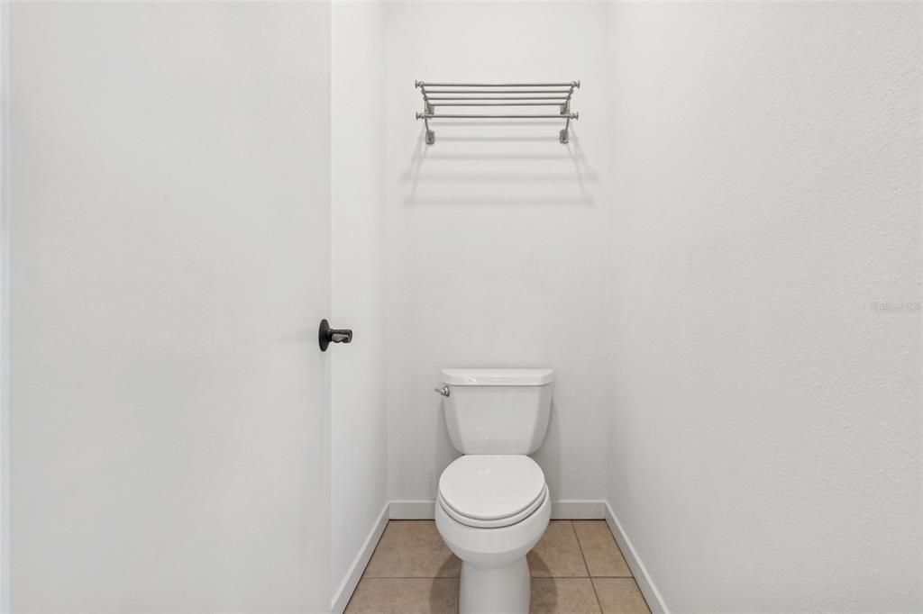 En Venta: $965,000 (3 camas, 3 baños, 1667 Pies cuadrados)