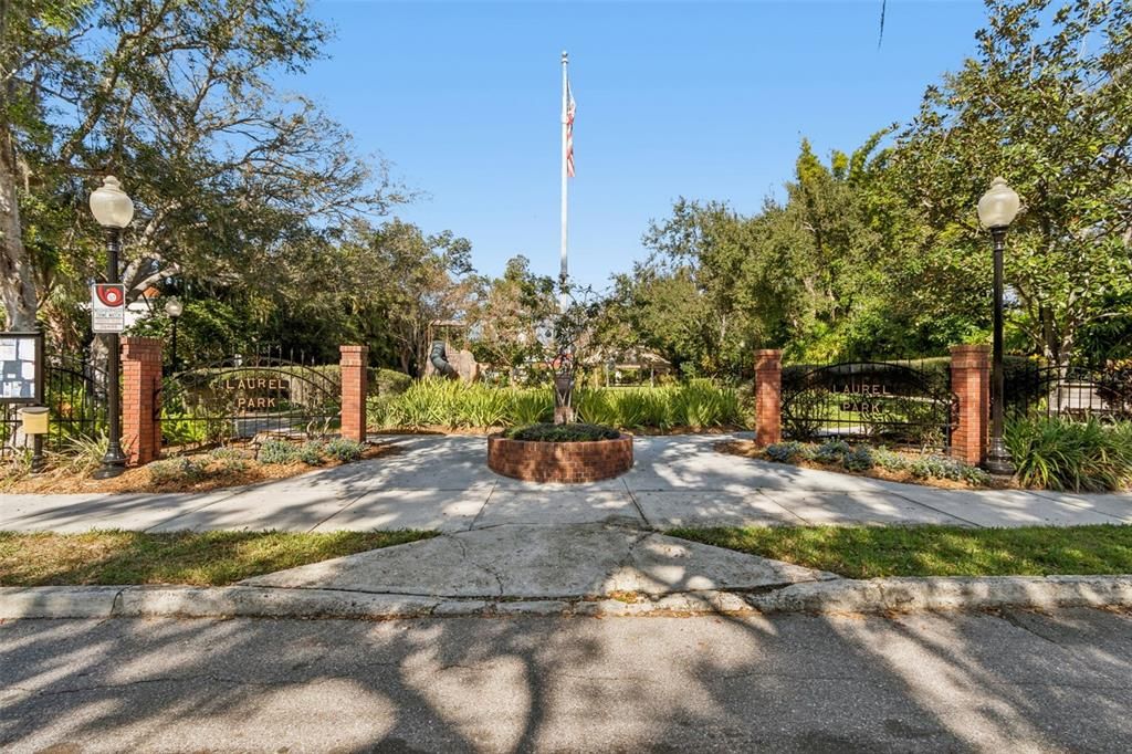 En Venta: $965,000 (3 camas, 3 baños, 1667 Pies cuadrados)