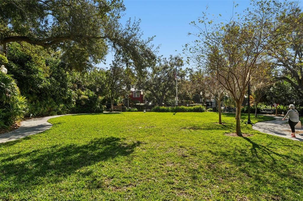 En Venta: $965,000 (3 camas, 3 baños, 1667 Pies cuadrados)