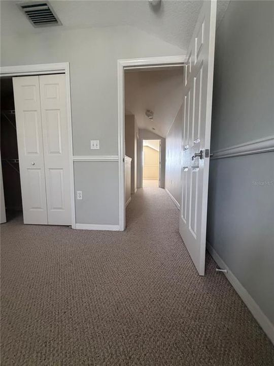 For Rent: $3,200 (4 beds, 3 baths, 2432 Square Feet)