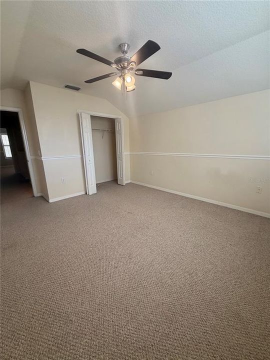 For Rent: $3,200 (4 beds, 3 baths, 2432 Square Feet)