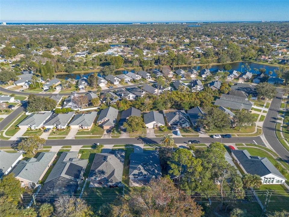 На продажу: $349,900 (3 спален, 2 ванн, 1672 Квадратных фут)