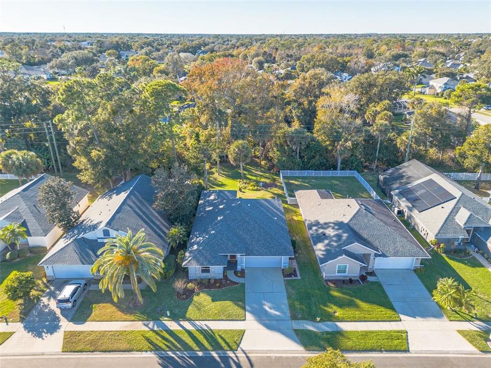 На продажу: $349,900 (3 спален, 2 ванн, 1672 Квадратных фут)