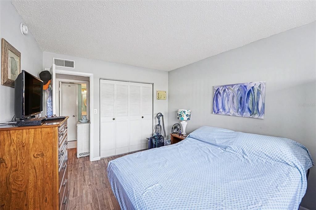 En Venta: $117,000 (1 camas, 1 baños, 683 Pies cuadrados)