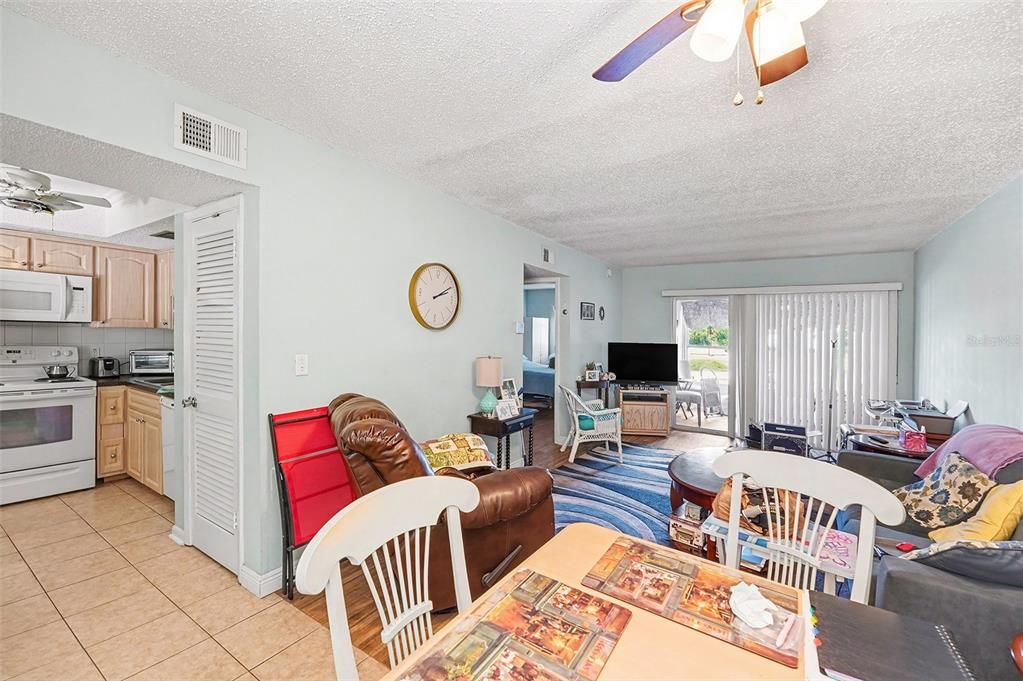 En Venta: $117,000 (1 camas, 1 baños, 683 Pies cuadrados)