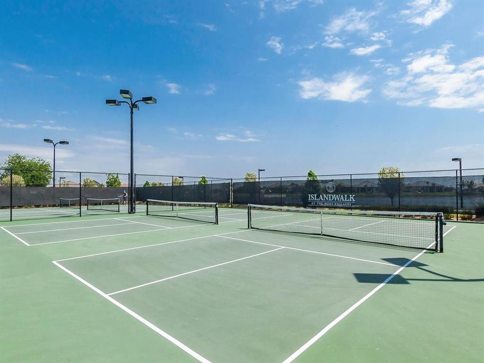 待售: $399,000 (2 贝兹, 2 浴室, 1436 平方英尺)