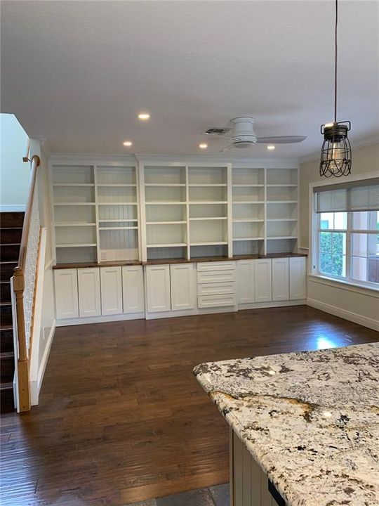 En Renta: $3,485 (3 camas, 3 baños, 2165 Pies cuadrados)