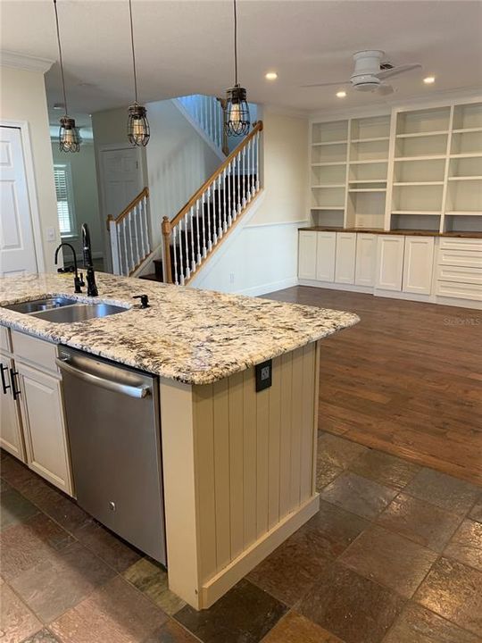 En Renta: $3,485 (3 camas, 3 baños, 2165 Pies cuadrados)