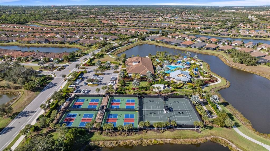 En Venta: $2,150,000 (3 camas, 3 baños, 3639 Pies cuadrados)