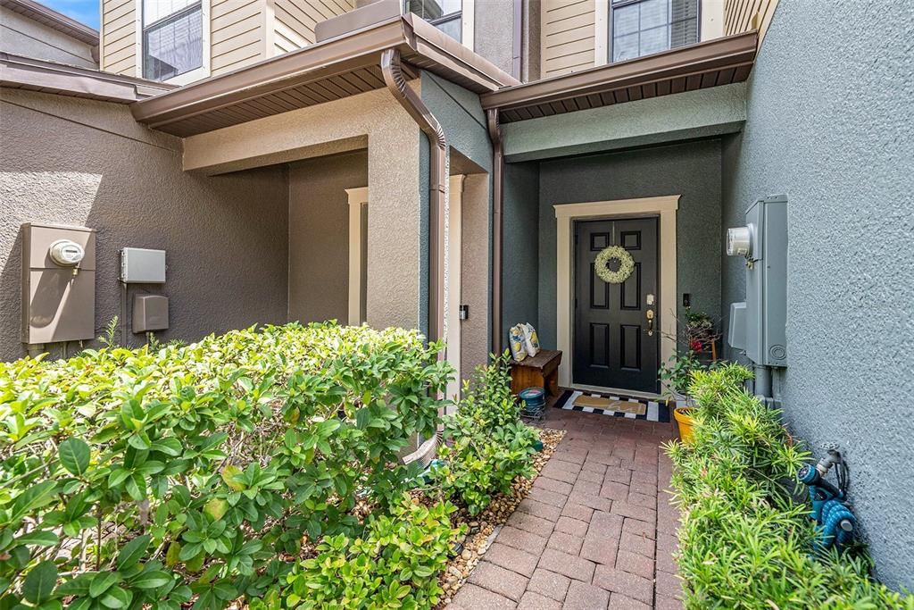 待售: $390,000 (3 贝兹, 2 浴室, 2303 平方英尺)