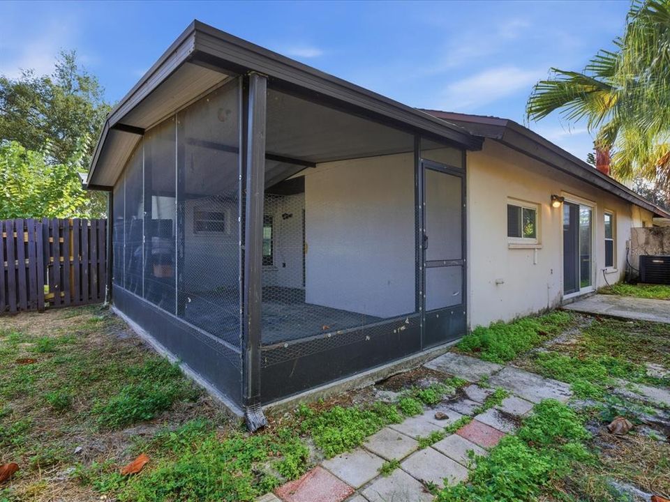 На продажу: $275,000 (2 спален, 2 ванн, 1278 Квадратных фут)