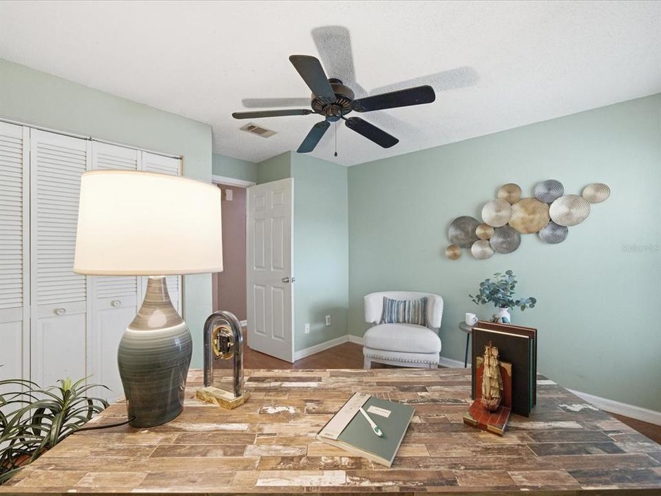 На продажу: $275,000 (2 спален, 2 ванн, 1278 Квадратных фут)