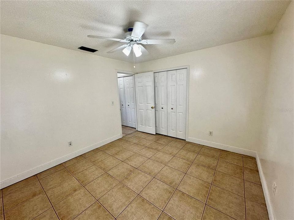 For Rent: $2,000 (3 beds, 2 baths, 1212 Square Feet)