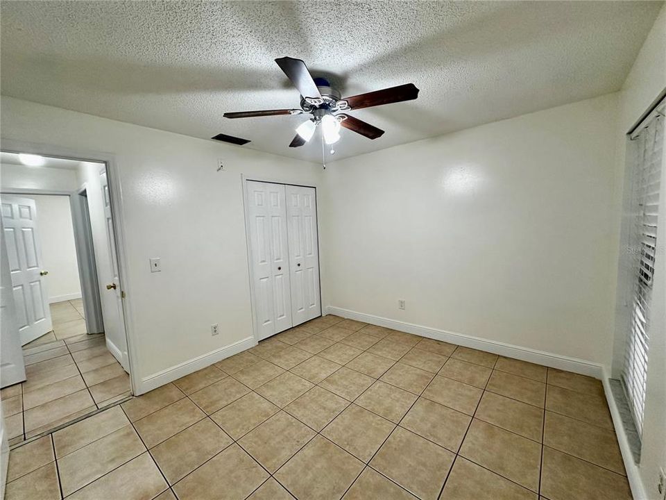 For Rent: $2,000 (3 beds, 2 baths, 1212 Square Feet)