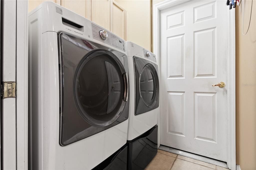 待售: $369,900 (3 贝兹, 3 浴室, 1988 平方英尺)