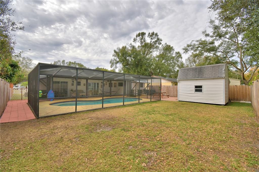 For Sale: $249,900 (2 beds, 2 baths, 918 Square Feet)