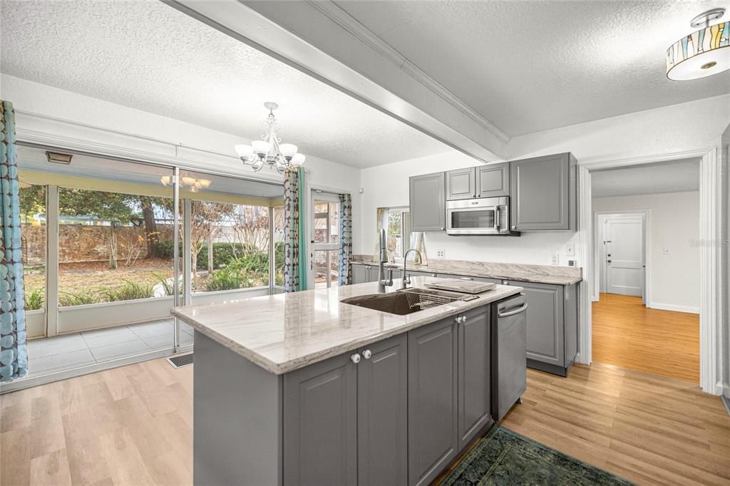 For Sale: $649,900 (3 beds, 2 baths, 2389 Square Feet)