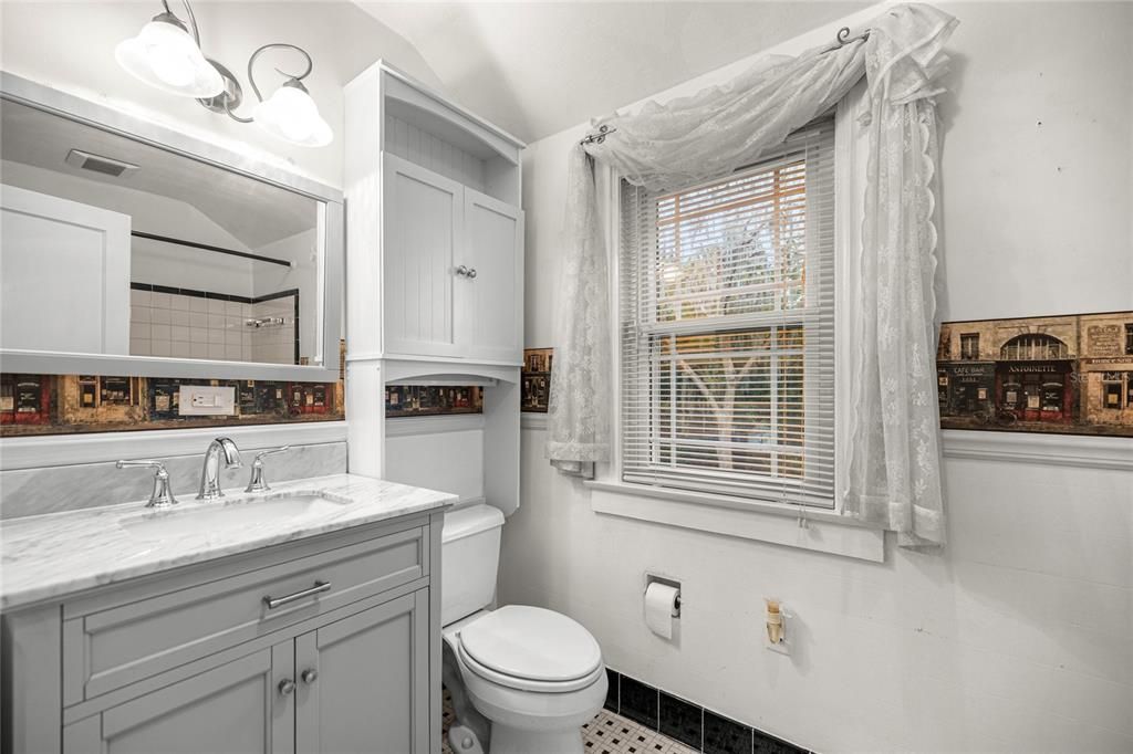 For Sale: $649,900 (3 beds, 2 baths, 2389 Square Feet)