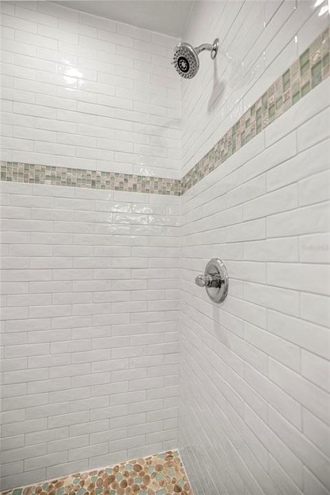 For Sale: $649,900 (3 beds, 2 baths, 2389 Square Feet)