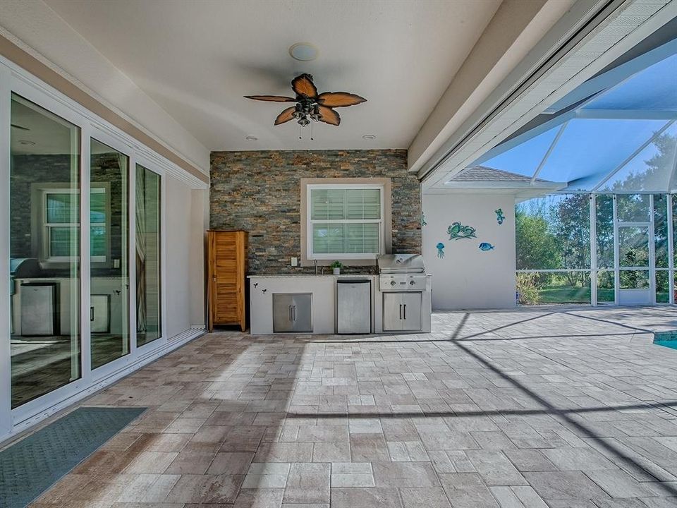 На продажу: $730,000 (4 спален, 3 ванн, 2960 Квадратных фут)