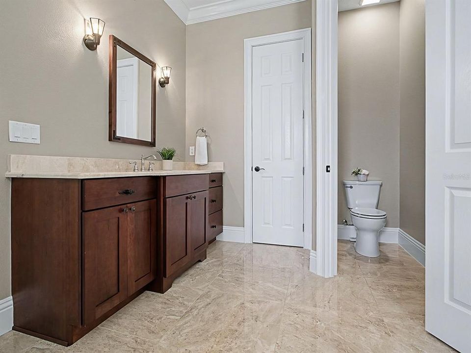 На продажу: $730,000 (4 спален, 3 ванн, 2960 Квадратных фут)