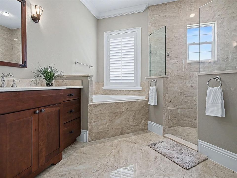 На продажу: $730,000 (4 спален, 3 ванн, 2960 Квадратных фут)