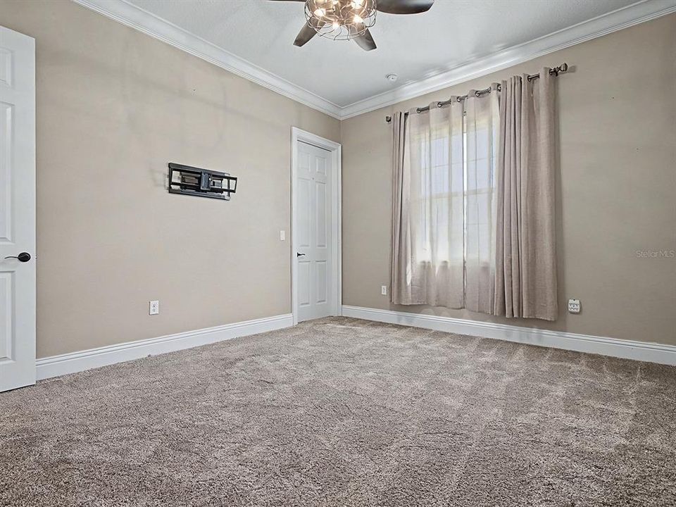 На продажу: $730,000 (4 спален, 3 ванн, 2960 Квадратных фут)