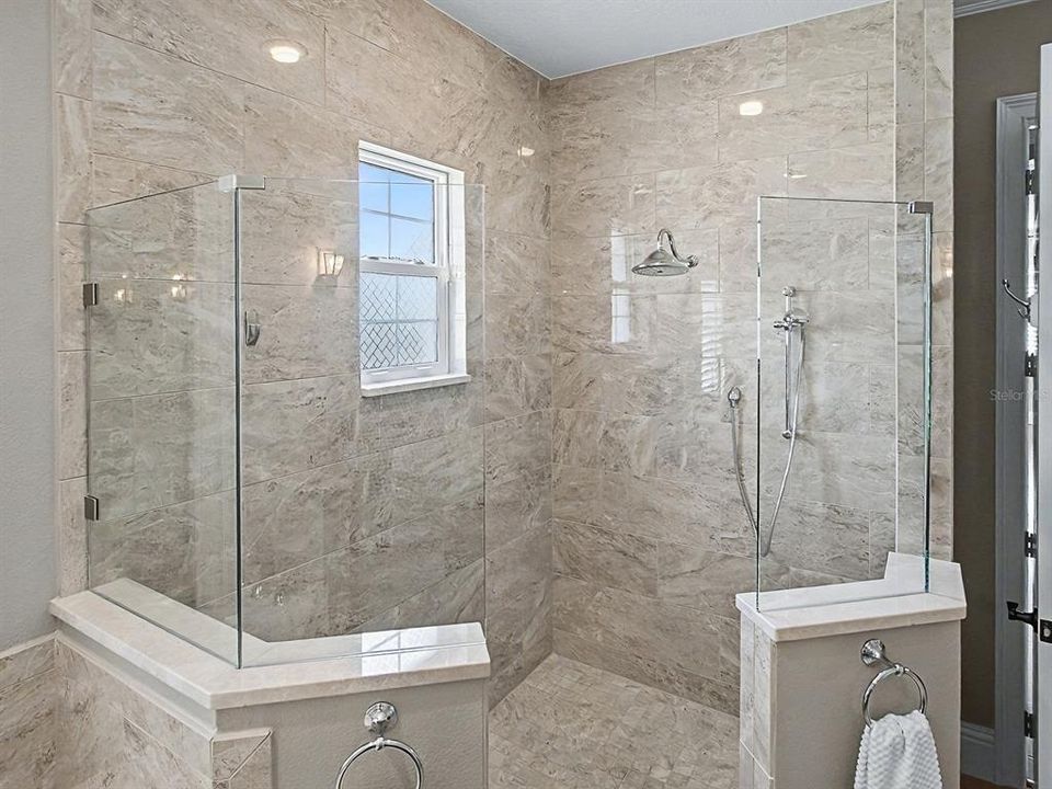 На продажу: $730,000 (4 спален, 3 ванн, 2960 Квадратных фут)