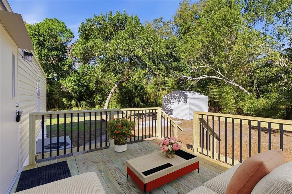 For Sale: $279,900 (2 beds, 2 baths, 924 Square Feet)