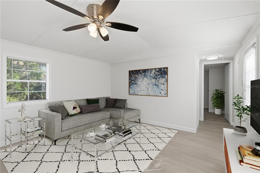 For Sale: $279,900 (2 beds, 2 baths, 924 Square Feet)