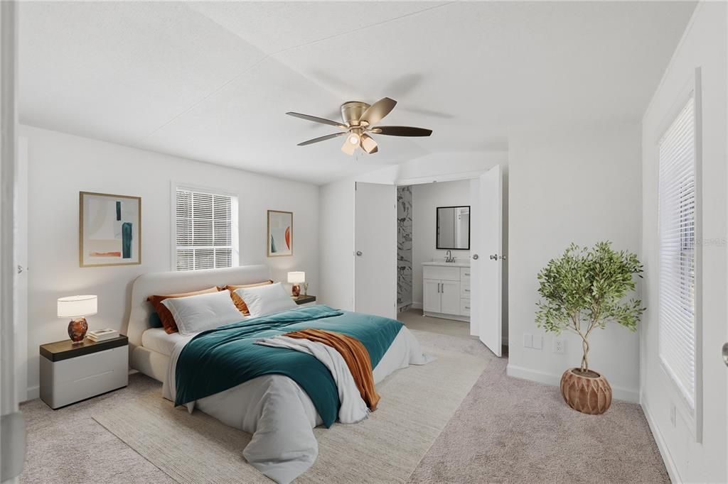 For Sale: $279,900 (2 beds, 2 baths, 924 Square Feet)