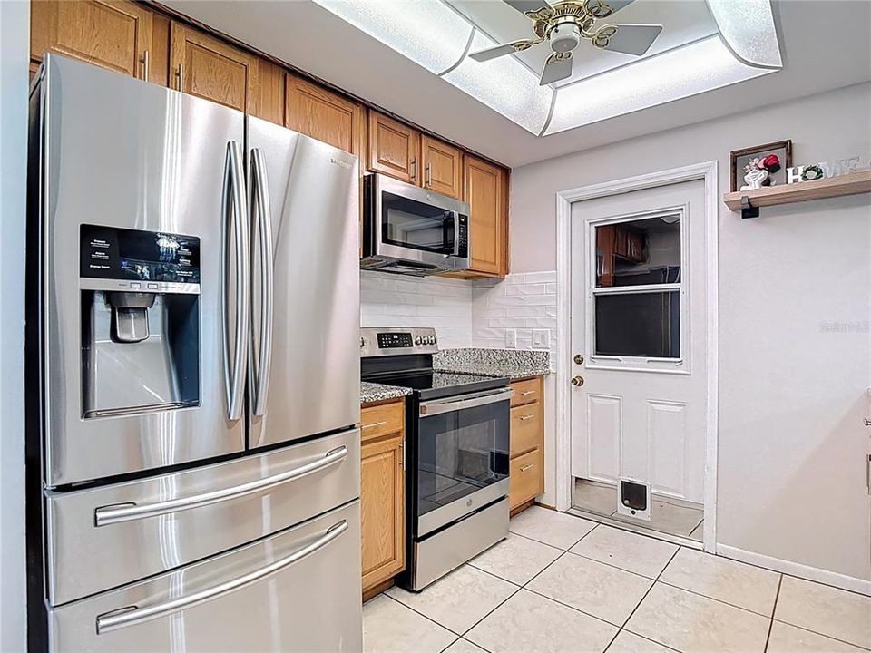 En Venta: $299,000 (2 camas, 2 baños, 1281 Pies cuadrados)