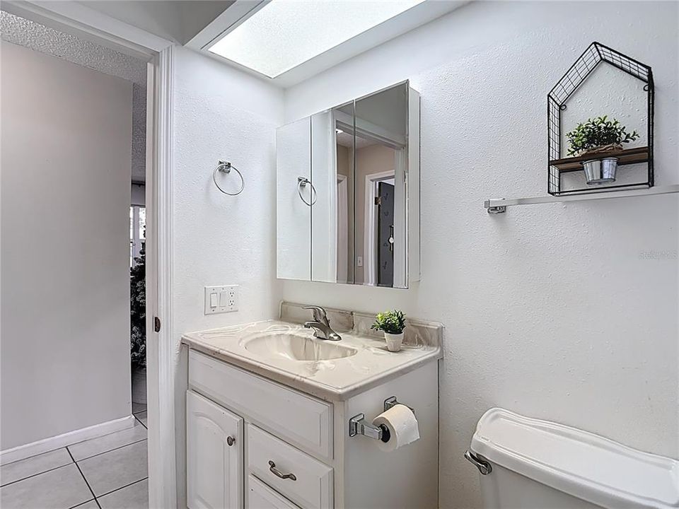 En Venta: $299,000 (2 camas, 2 baños, 1281 Pies cuadrados)