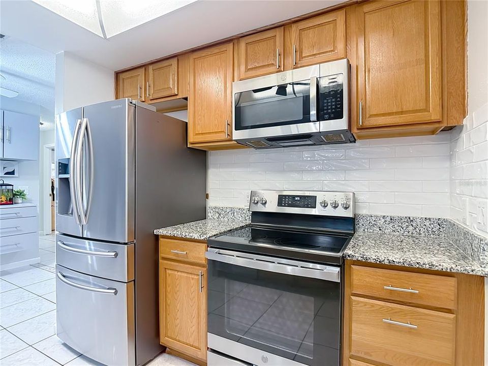 En Venta: $299,000 (2 camas, 2 baños, 1281 Pies cuadrados)