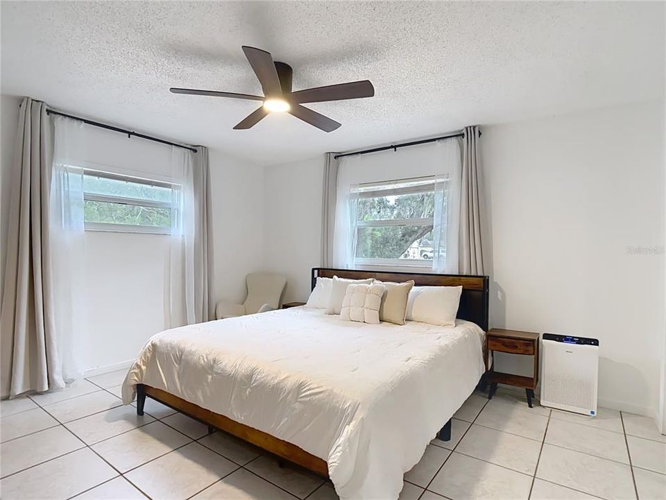 En Venta: $299,000 (2 camas, 2 baños, 1281 Pies cuadrados)