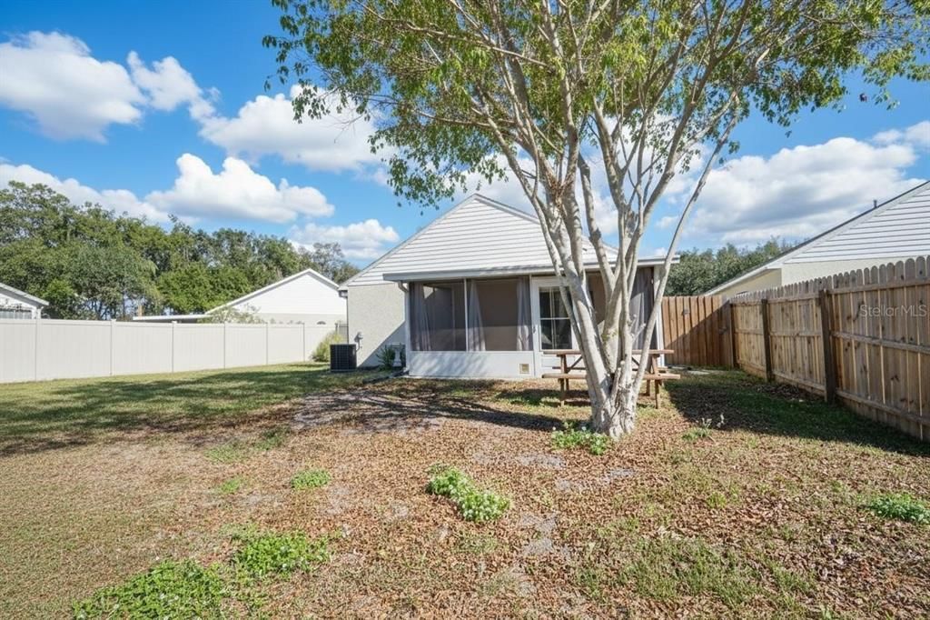 For Sale: $320,000 (3 beds, 2 baths, 1332 Square Feet)