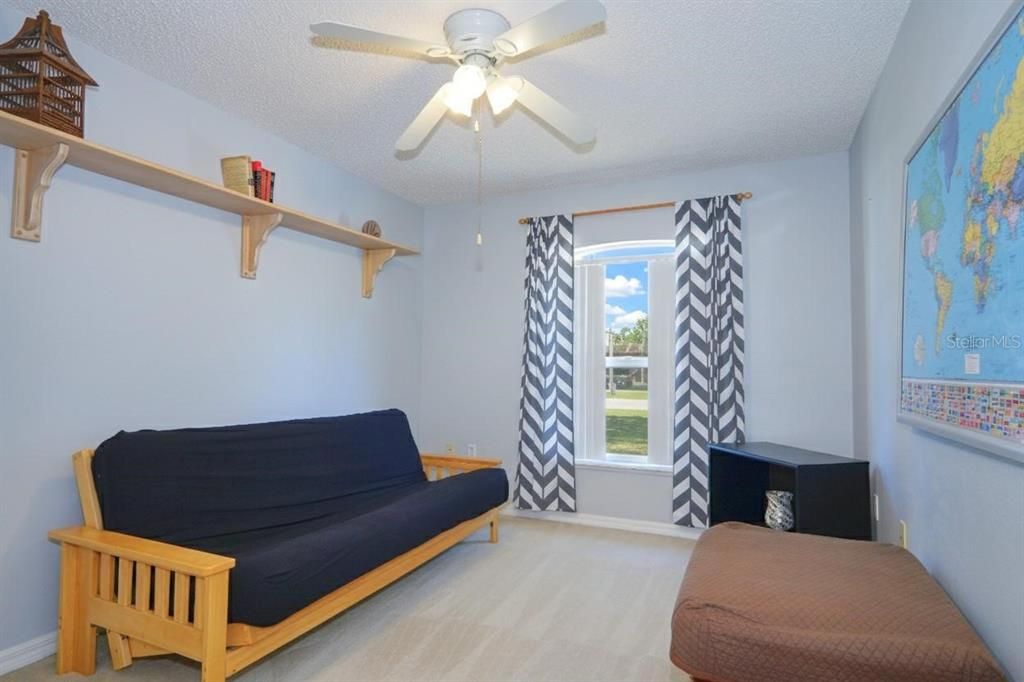 For Sale: $320,000 (3 beds, 2 baths, 1332 Square Feet)