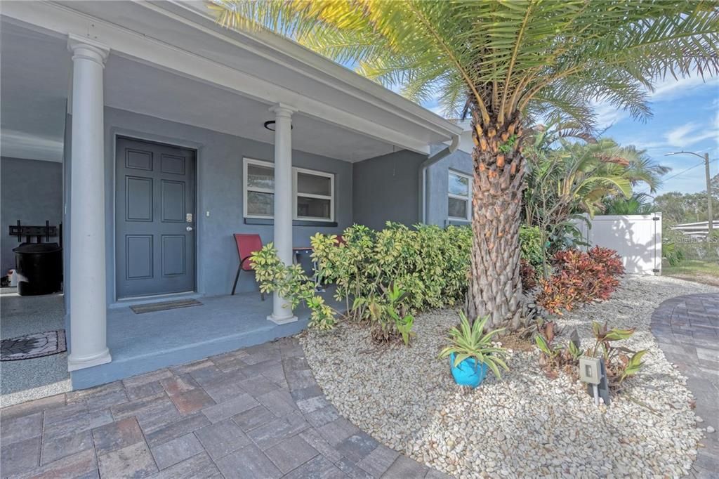 For Sale: $599,000 (3 beds, 1 baths, 1692 Square Feet)