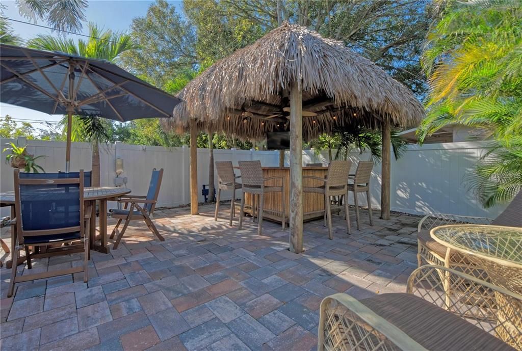 For Sale: $599,000 (3 beds, 1 baths, 1692 Square Feet)